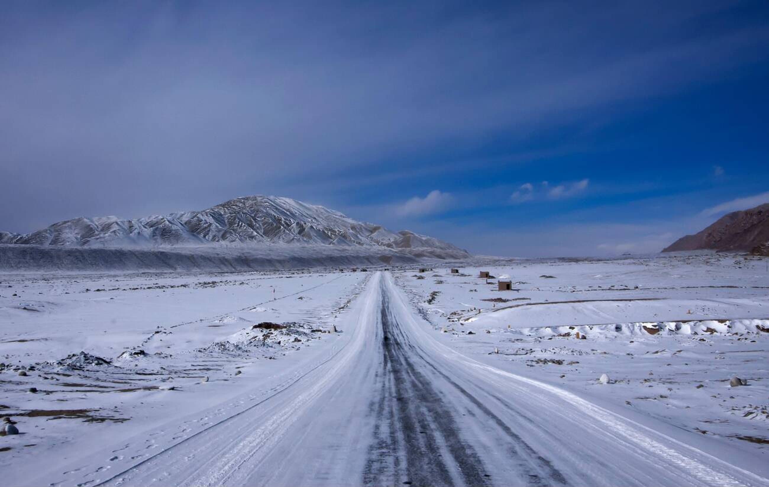 Alpine meadows with Himalayan backdrop