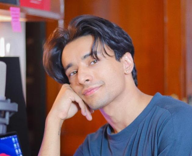 Aksh Baghla