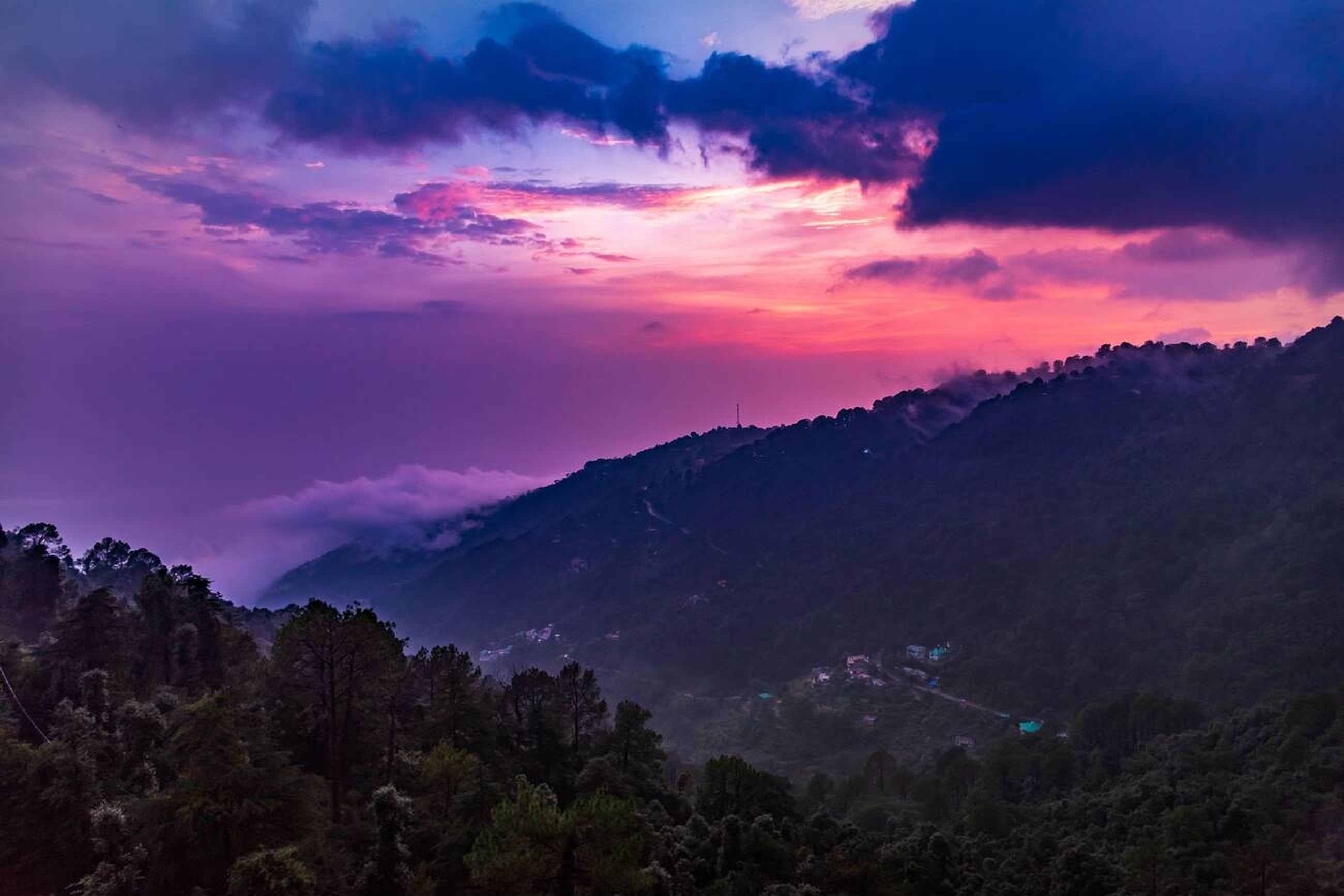 Premium Hidden Sundowner Experience in Dharamshala
